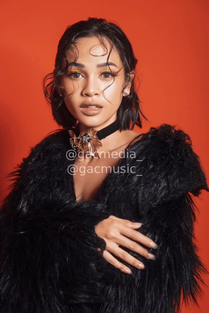 Andien tampil anggun dalam promosi single baru Ujung-Ujungnya Kamu.