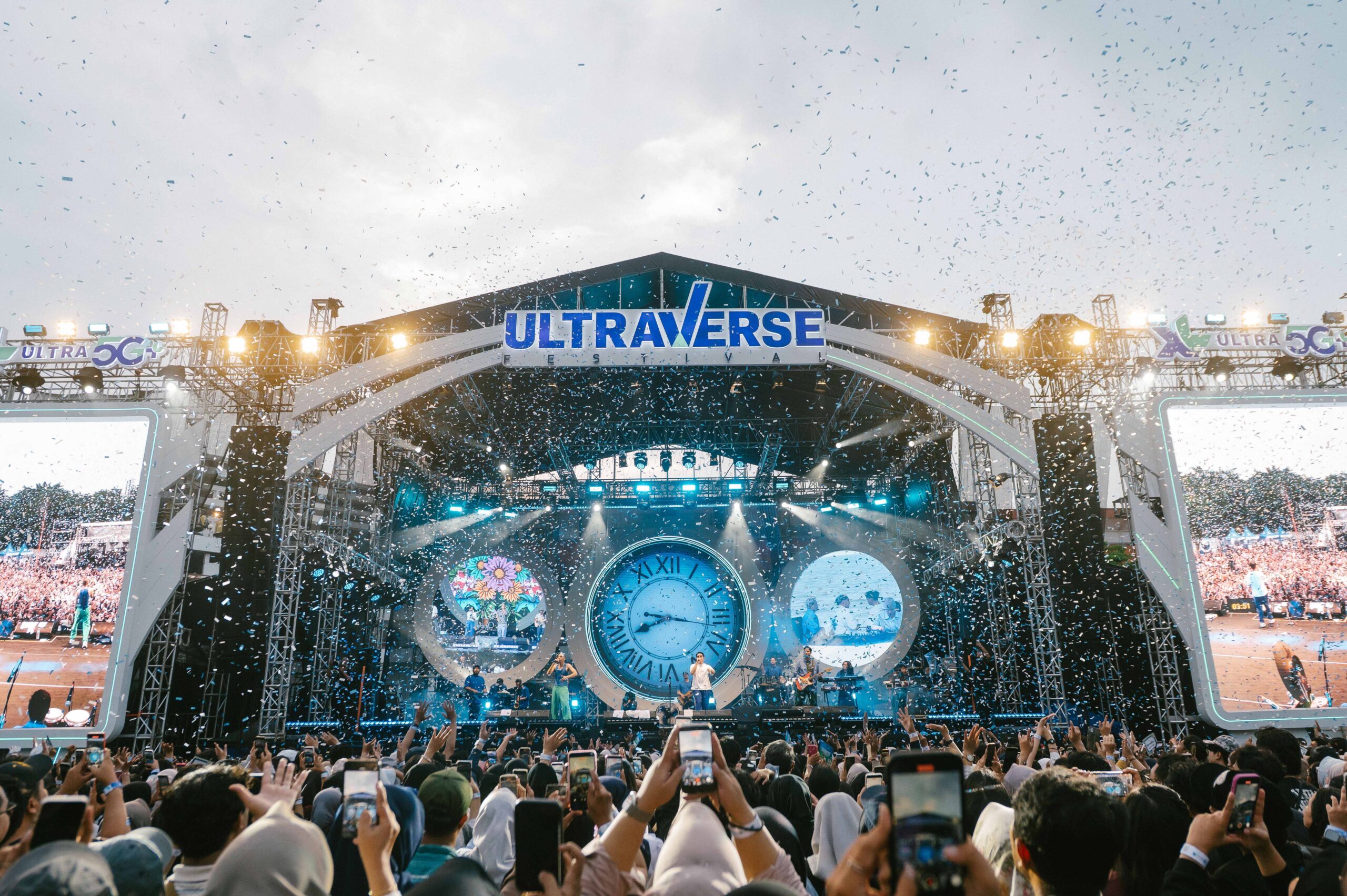 Ribuan penonton memadati Ultraverse Festival 2026 di Surabaya