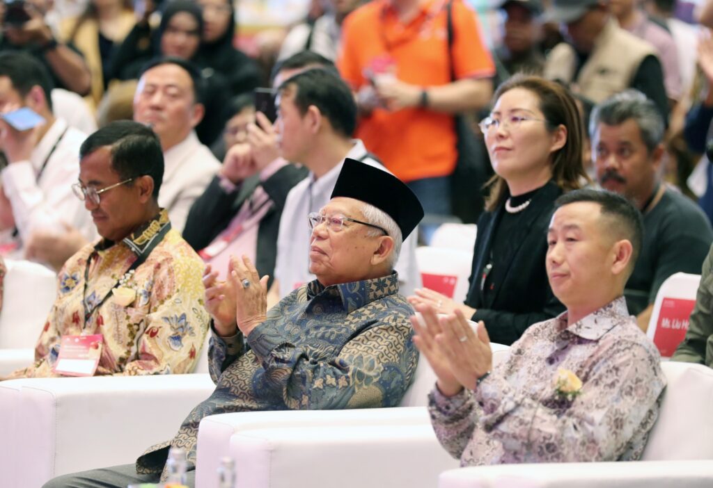 Peresmian MoreFood Expo Indonesia bersama tokoh nasional.