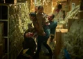 Review Film Colony: Film Zombie Hive-Mind dari Kreator Train to Busan